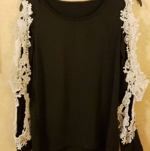 Women's Black Piko Large